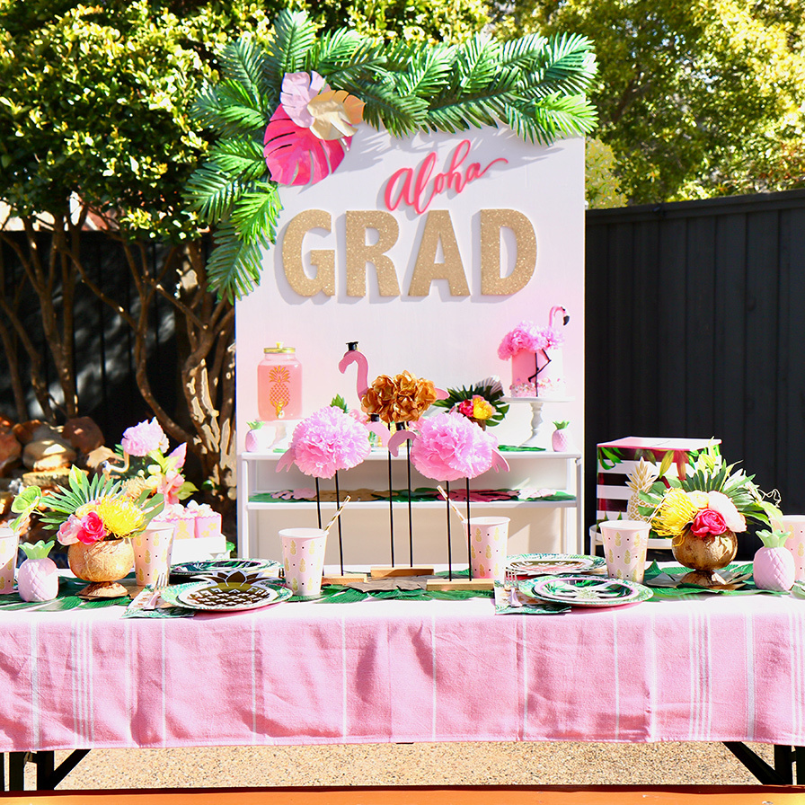8 Graduation Party Ideas To Celebrate Their Achievements 